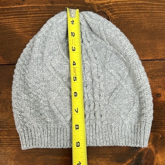 Gray Slouch Hat Beanie | H&M Beanie Cable Knit - Picture 4 of 7